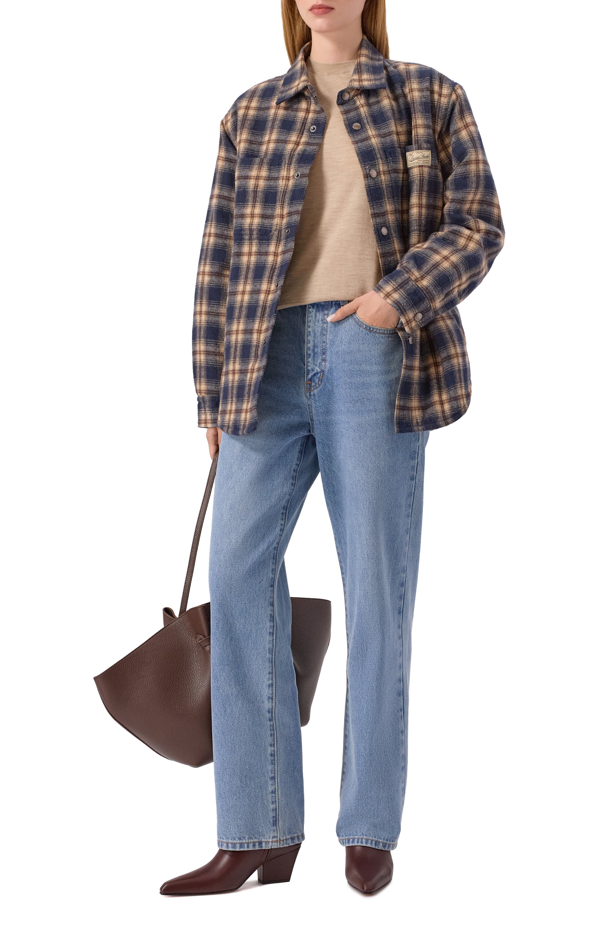 Джинсы DUNST голубого цвета по цене 13900 руб., арт. UDPA5C217B1, фото 2 Джинсы DUNST, арт. UDPA5C217B1, фото 2