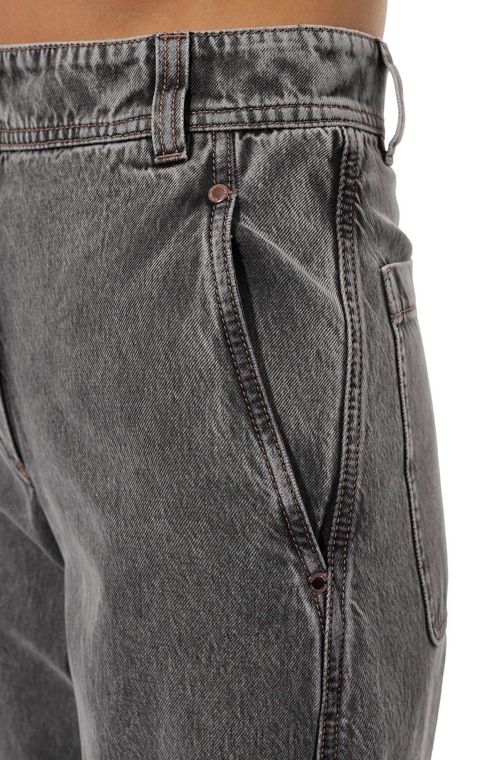 Джинсы BRUNELLO CUCINELLI темно-серого цвета по цене 149000 руб., арт. MH188B1246, фото 5 Джинсы BRUNELLO CUCINELLI, арт. MH188B1246, фото 5