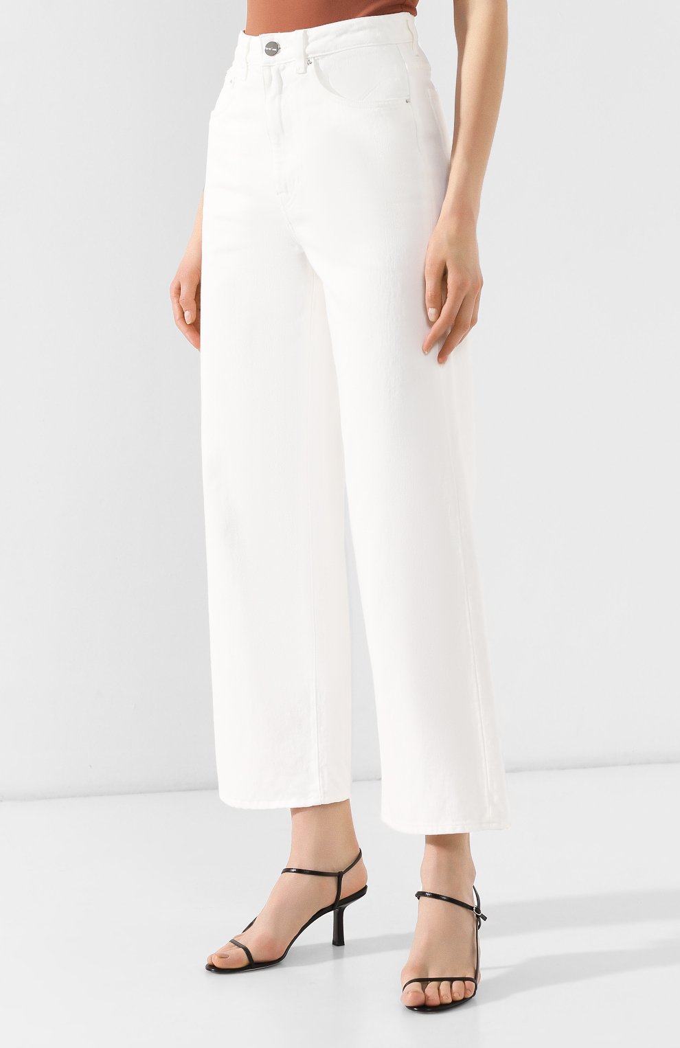 Джинсы TOTEME белого цвета по цене 17400 руб., арт. FLAIR DENIM 1902-1426/WHITE, фото 3 Джинсы TOTEME, арт. FLAIR DENIM 1902-1426/WHITE, фото 3