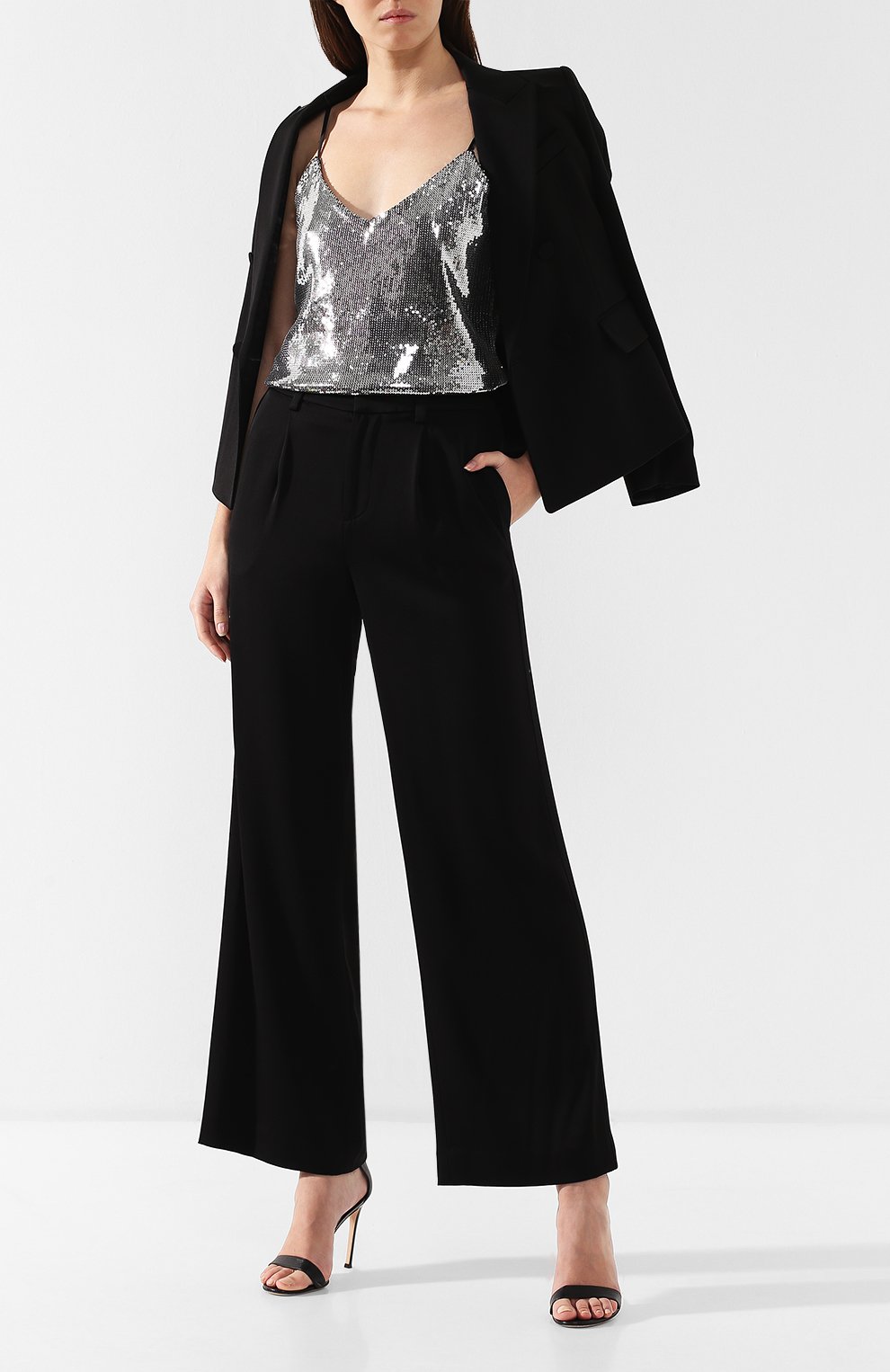 Топ с вышивкой пайетками RTA серебряного цвета по цене 49950 руб., арт. WH8238-7032MLTS, фото 2 Топ с вышивкой пайетками RTA, арт. WH8238-7032MLTS, фото 2