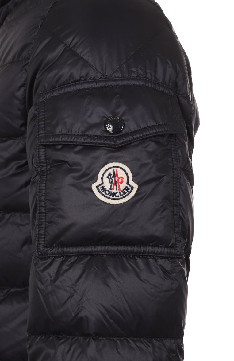 Мужская пуховая куртка agay MONCLER темно-синего цвета, арт. 1A00070/53279 | Фото 6 (Материал подклада: Синтетический материал; Длина (верхняя одежда): Короткие; Рукава: Длинные; Материал утеплителя: Пух и перо; Материал внешний: Синтетический материал; Кросс-КТ: Утепленные; Стили: Кэжуэл; Автоматизаци�я состава: Проставлено; Автоматизация ТО: Проставлено)
