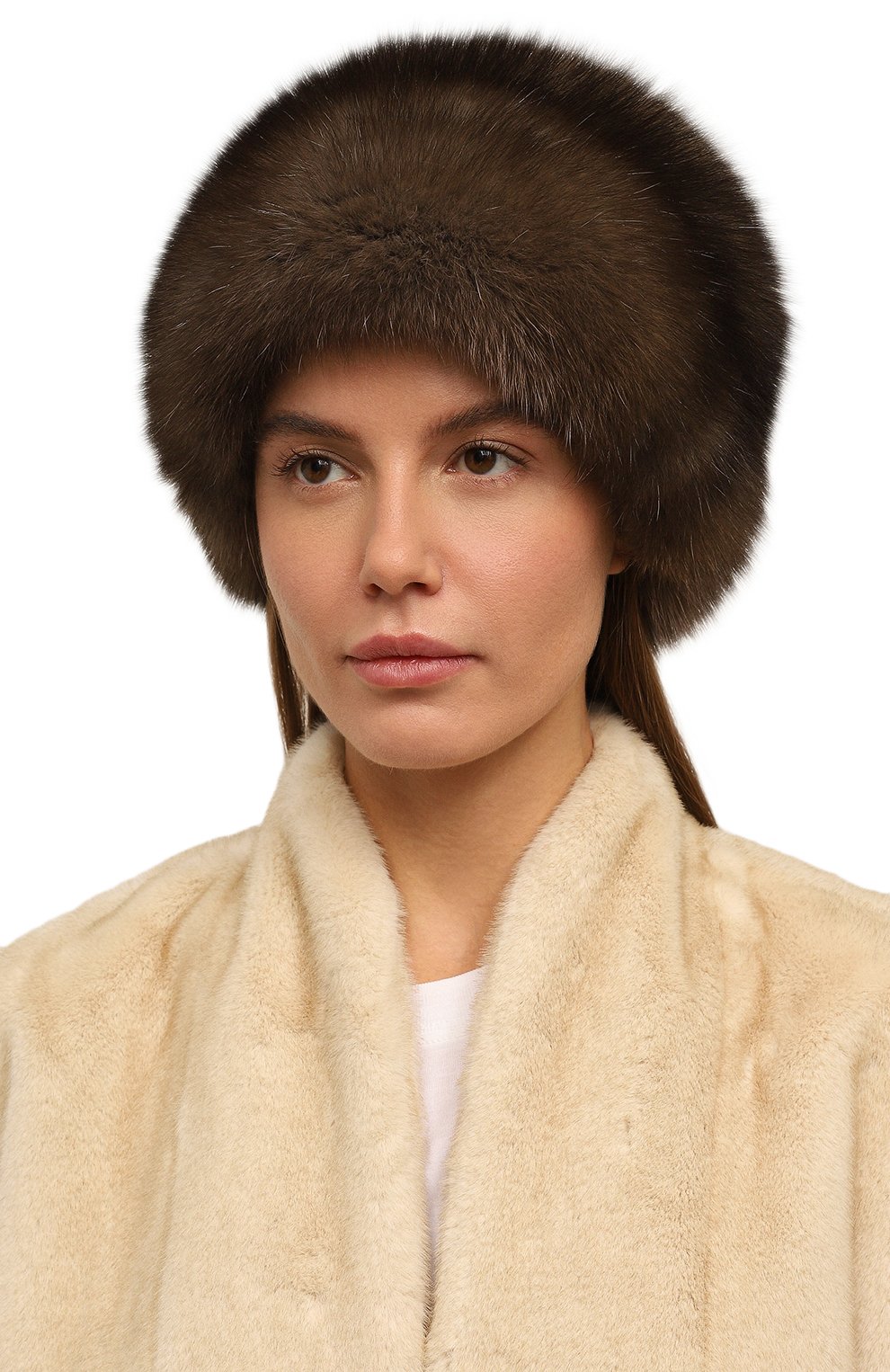 Шапка из меха соболя FURLAND коричневого цвета по цене 360000 руб., арт. 0015301910104100000, фото 2 Шапка из меха соболя FURLAND, арт. 0015301910104100000, фото 2