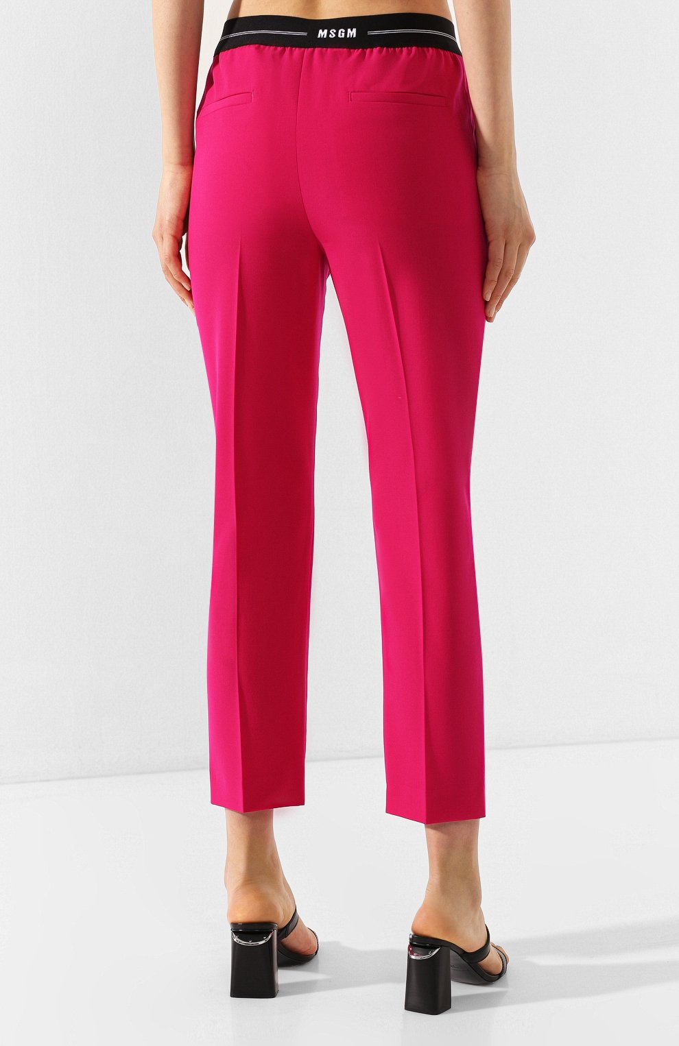 Брюки MSGM фуксия цвета по цене 31200 руб., арт. 2842MDP104 207309, фото 4 Брюки MSGM, арт. 2842MDP104 207309, фото 4