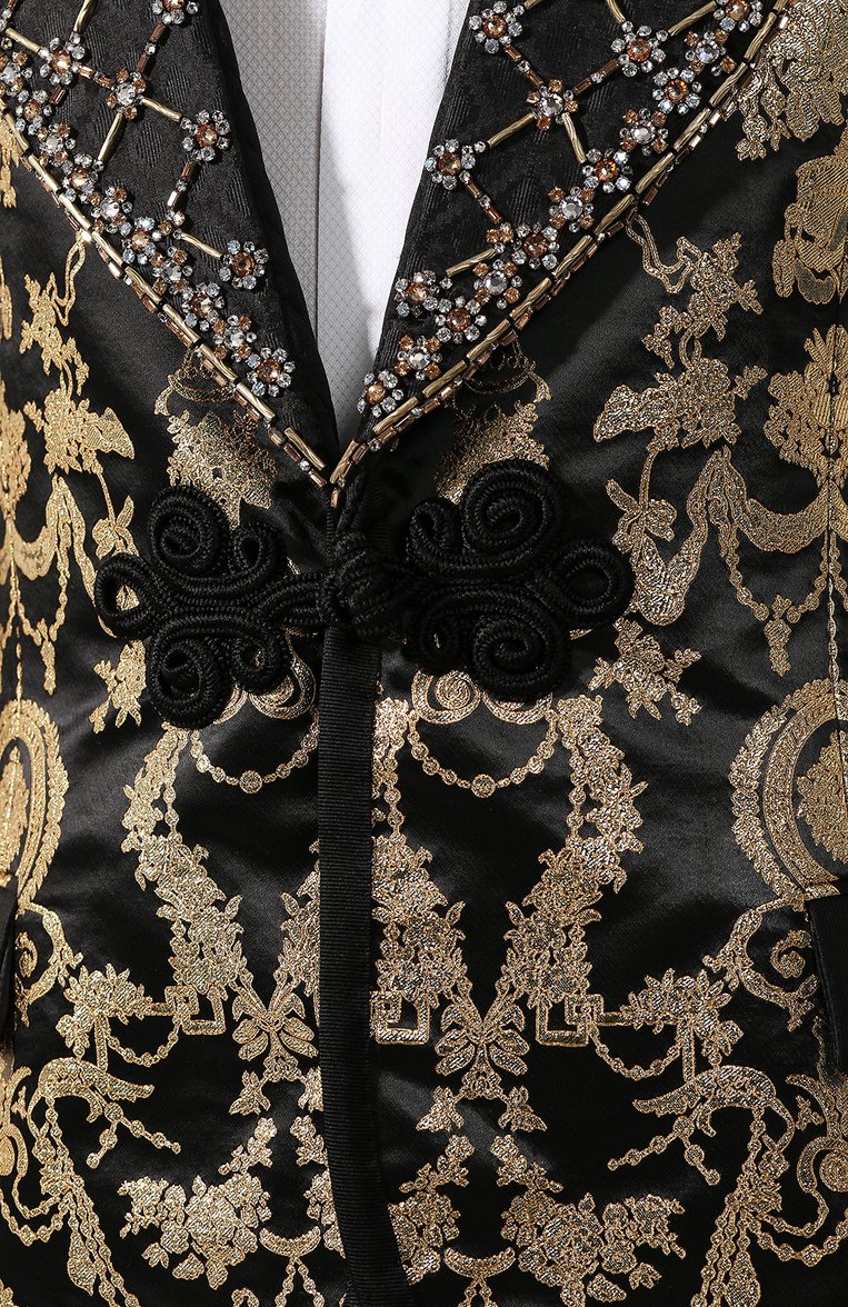 Мужской пиджак DOLCE & GABBANA золотого цвета, арт. G2NG4Z/HJMG2 | Фото 5 (Материал внешний: Полиэстер, Синтетический материал; Рукава: Длинные; Статус проверки: Проверено, Проверена категория; Материал подклада: Шелк; Длина (для топов): Стандартные; 1-2-бортные: Однобортные; Пиджаки М: Приталенный; Случай: Вечерний; Стили: Гламурный; Материал сплава: Проставлено, Проверено; Драгоценные камни: Проставлено)
