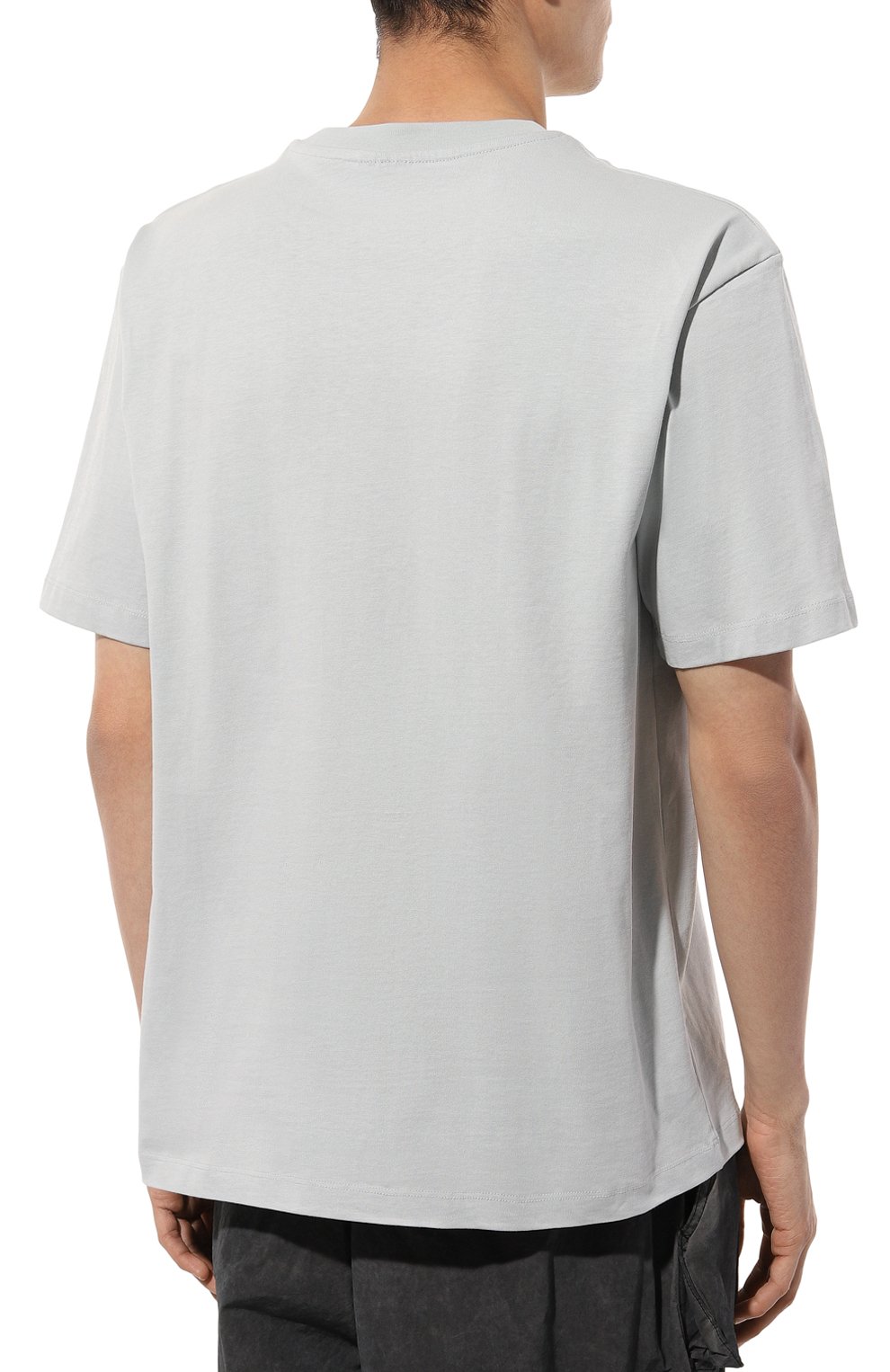 Хлопковая футболка COMME DES FUCKDOWN светло-серого цвета по цене 8575 руб., арт. CFABM00106, фото 4 Хлопковая футболка COMME DES FUCKDOWN, арт. CFABM00106, фото 4