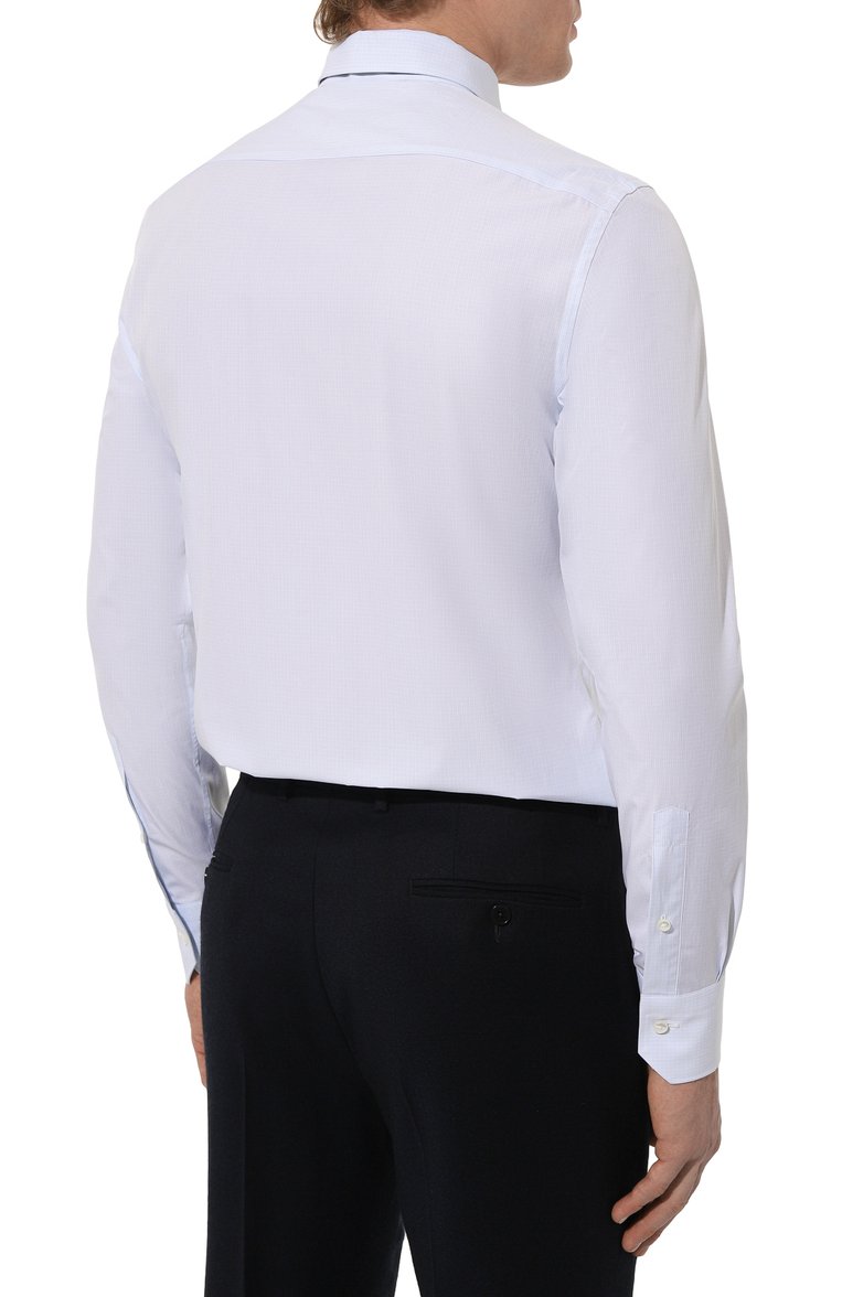Мужская хлопковая сорочка ZEGNA голубого цвета, арт. 701523A7/9MS0JI | Фото 5 (Драгоценные камни: Проставлено; Материал внешний: Хлопок; Рукава: Длинные; Материал сплава: Проставлено; Длина (для топов): Стандартные; Рубашки М: Regular Fit; Манжеты: На пуговицах; Воротник: Кент; Случай: Формальный; Принт: Клетк�а; Стили: Классический)