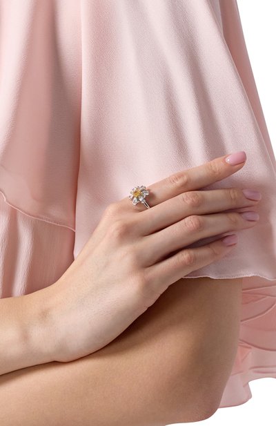 Кольцо idyllia SWAROVSKI серебряного цвета по цене 18300 руб., арт. 5689088, фото 2 Кольцо idyllia SWAROVSKI, арт. 5689088, фото 2