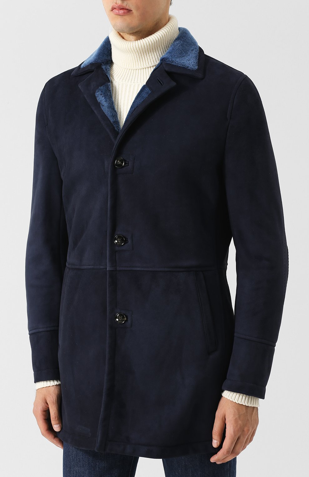 Дубленка прямого кроя на пуговицах с отложным воротником KITON темно-синего цвета по цене 938000 руб., арт. UW0443/3R88, фото 3 Дубленка прямого кроя на пуговицах с отложным воротником KITON, арт. UW0443/3R88, фото 3