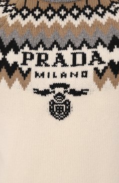 Мужской кашемировый свитер PRADA кремвого цвета, арт. UMB340-10P8-F0040-212 | Фото 5 (Стили: Этно; Материал внешний: Шерсть, Кашемир; Рукава: Длинные; Длина (для топов): Стандартные; Принт: С принтом; Материал сп�лава: Проставлено; Мужское Кросс-КТ: Свитер-одежда; Драгоценные камни: Проставлено)