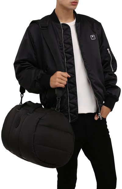 Сумка legere MONCLER черного цвета по цене 112000 руб., арт. G2-09A-5I500-00-02SZS, фото 5 Сумка legere MONCLER, арт. G2-09A-5I500-00-02SZS, фото 5