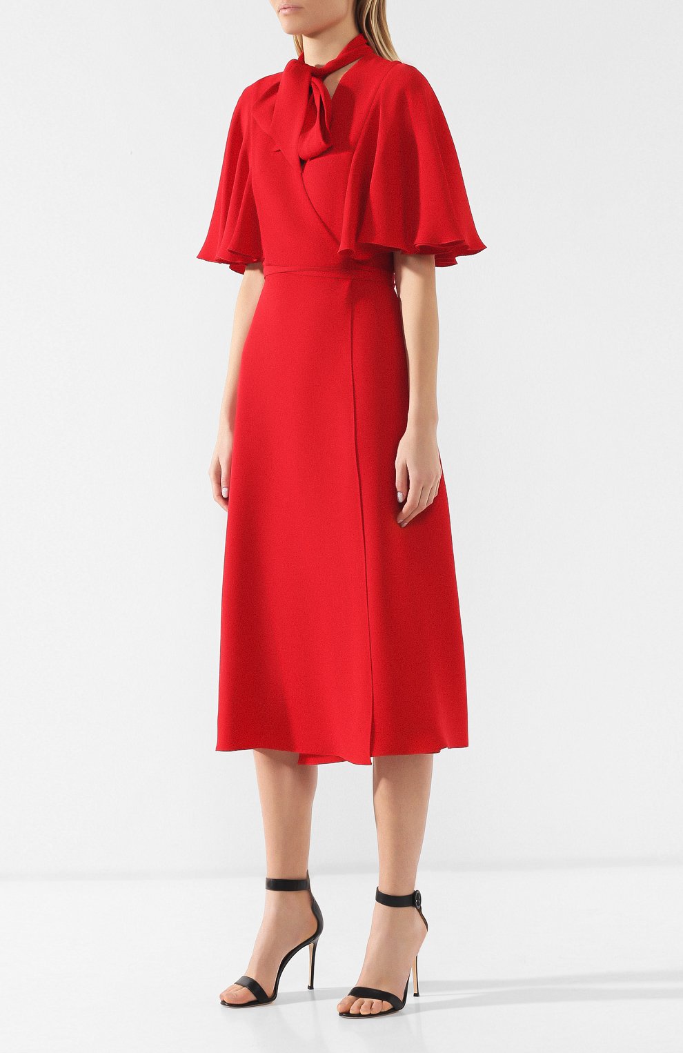 Шелковое платье VALENTINO красного цвета по цене 339500 руб., арт. RB3VAKS61MM, фото 3 Шелковое платье VALENTINO, арт. RB3VAKS61MM, фото 3