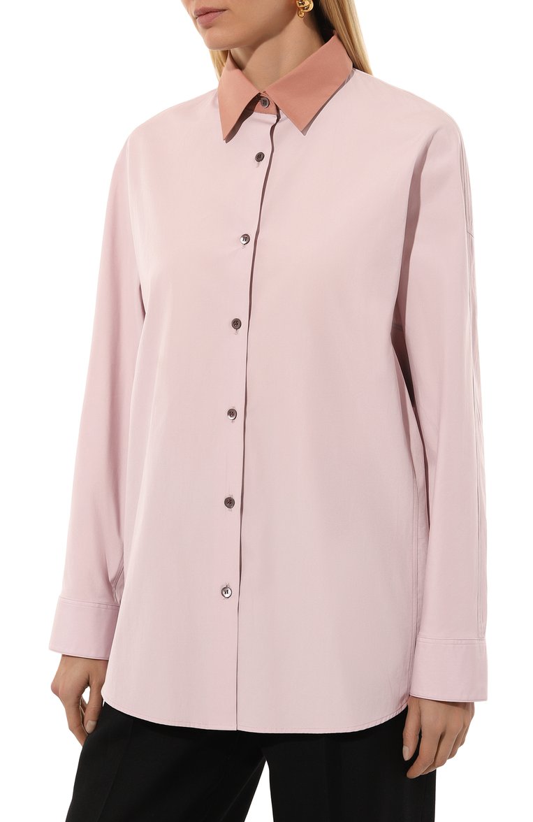 Женская хлопковая рубашка DRIES VAN NOTEN светло-розового цвета, арт. 242-010708-9244 | Фото 3 (Материал сплава: Проставлено; Драгоценные камни: Проставлено; Рукава: Длинные; Длина (для топов): Удлиненные; Стили: Классический; Принт: Без принта; Женское Кросс-КТ: Рубашка-одежда; Материал внешний: Хлопок)