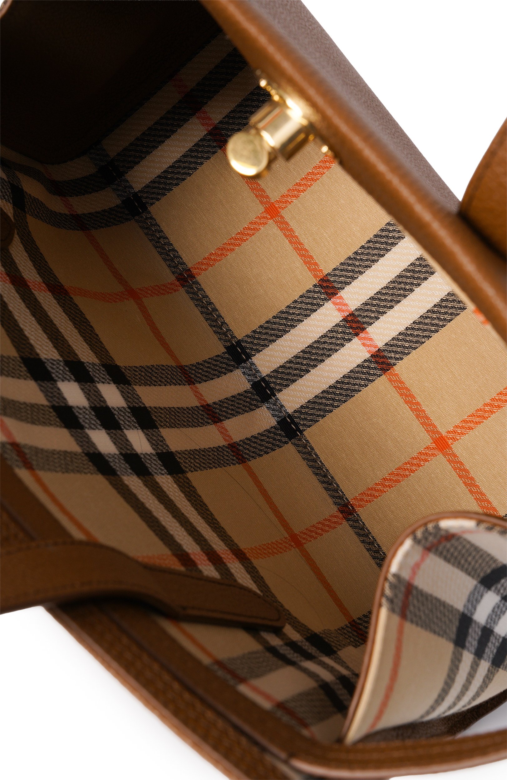 Сумка cotswolds small BURBERRY светло-коричневого цвета по цене 268000 руб., арт. 8129061, фото 5 Сумка cotswolds small BURBERRY, арт. 8129061, фото 5