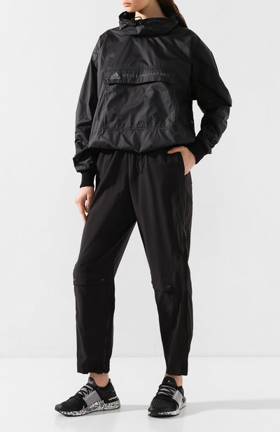 Анорак ADIDAS BY STELLA MCCARTNEY черного цвета по цене 12600 руб., арт. FS9772, фото 2 Анорак ADIDAS BY STELLA MCCARTNEY, арт. FS9772, фото 2