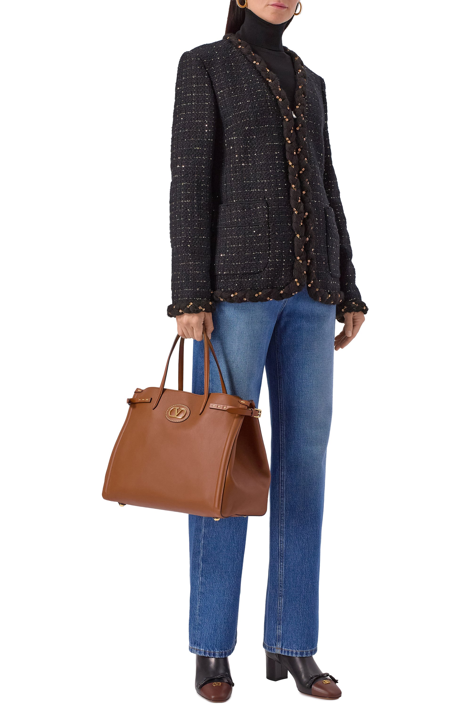 Сумка antibes medium VALENTINO коричневого цвета по цене 309000 руб., арт. 7W2B0R19/CVC, фото 7 Сумка antibes medium VALENTINO, арт. 7W2B0R19/CVC, фото 7