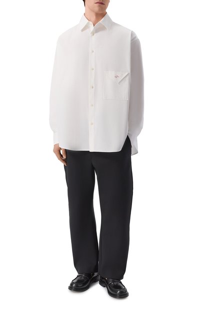 Хлопковая рубашка JACQUEMUS белого цвета по цене 65650 руб., арт. 26ESHM00607/AW00351, фото 2 Хлопковая рубашка JACQUEMUS, арт. 26ESHM00607/AW00351, фото 2