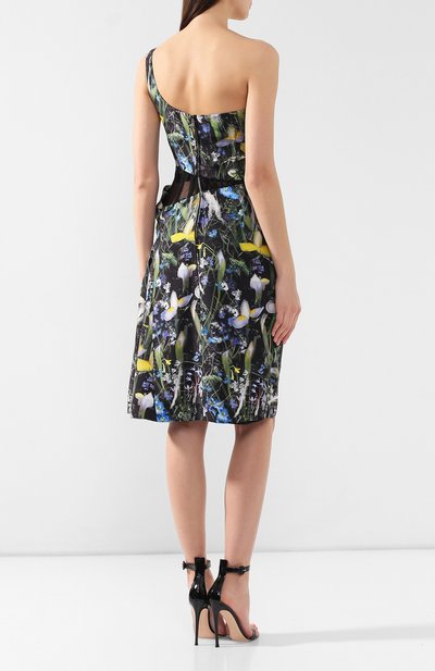 Шелковое платье ALEXANDER MCQUEEN черного цвета по цене 443500 руб., арт. 573555/QMD04, фото 4 Шелковое платье ALEXANDER MCQUEEN, арт. 573555/QMD04, фото 4