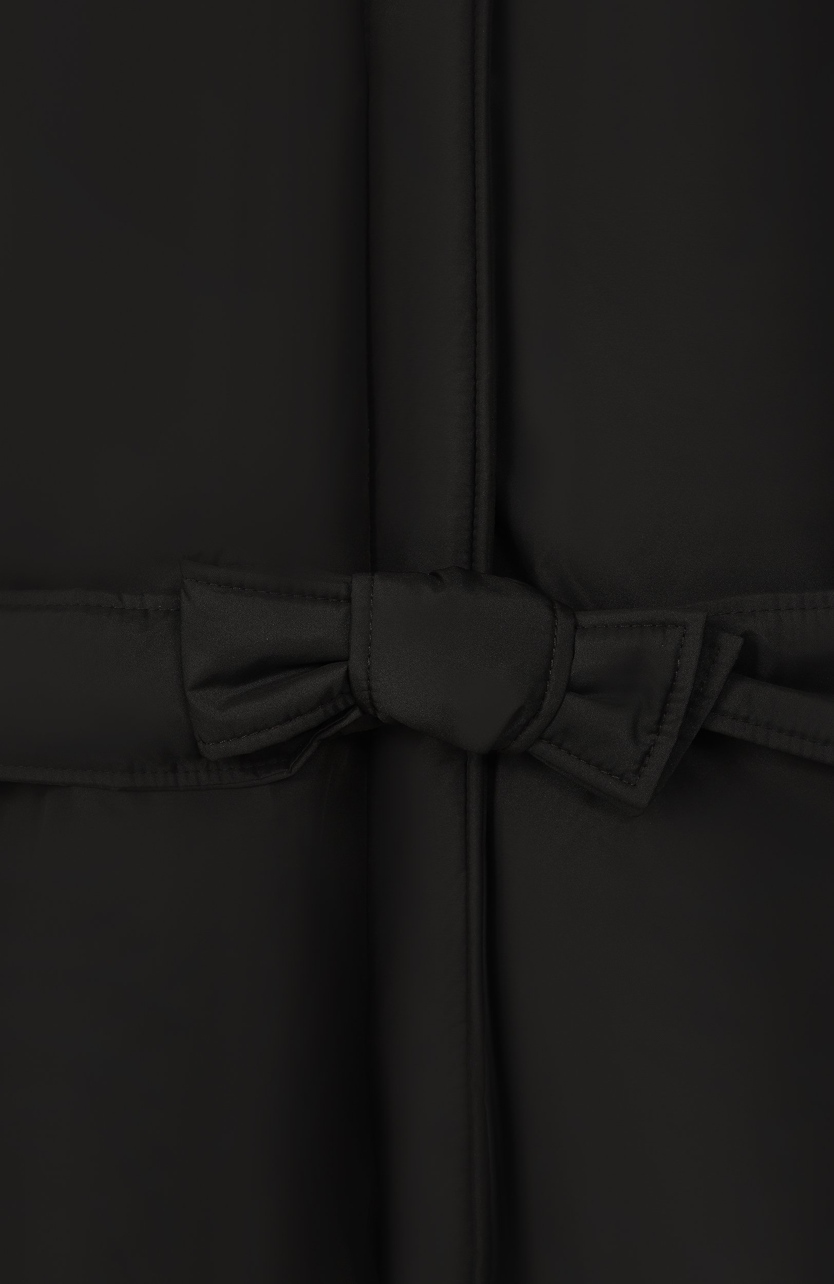 Утепленная куртка BURBERRY черного цвета по цене 105500 руб., арт. 8126126, фото 3 Утепленная куртка BURBERRY, арт. 8126126, фото 3