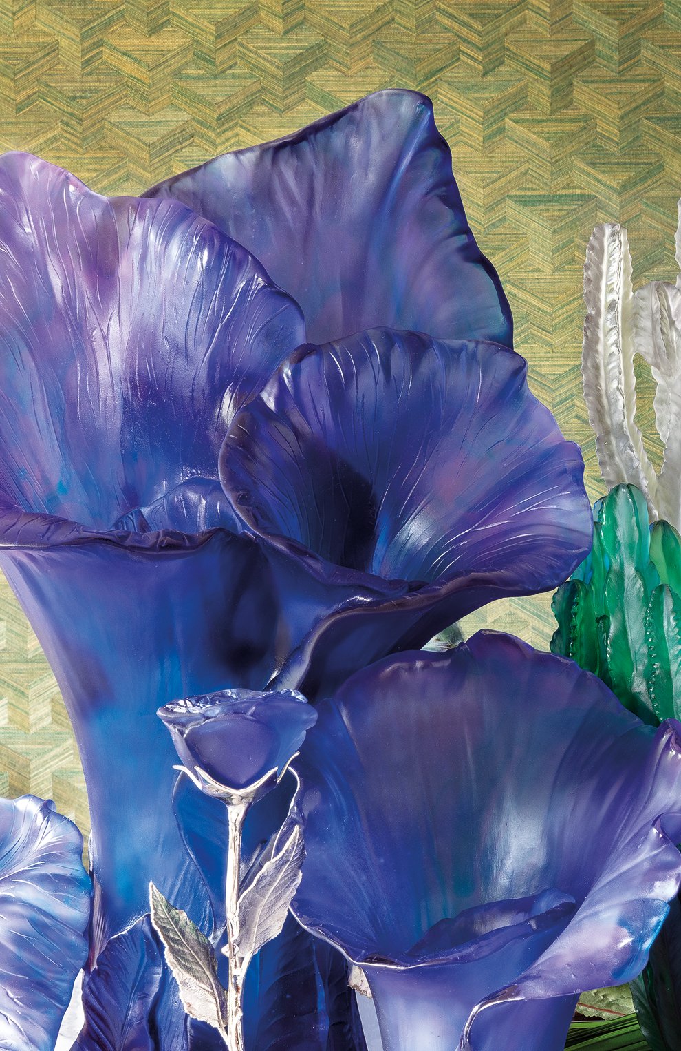 Ваза arum magnum DAUM синего цвета по цене 2710000 руб., арт. 05667, фото 5 Ваза arum magnum DAUM, арт. 05667, фото 5