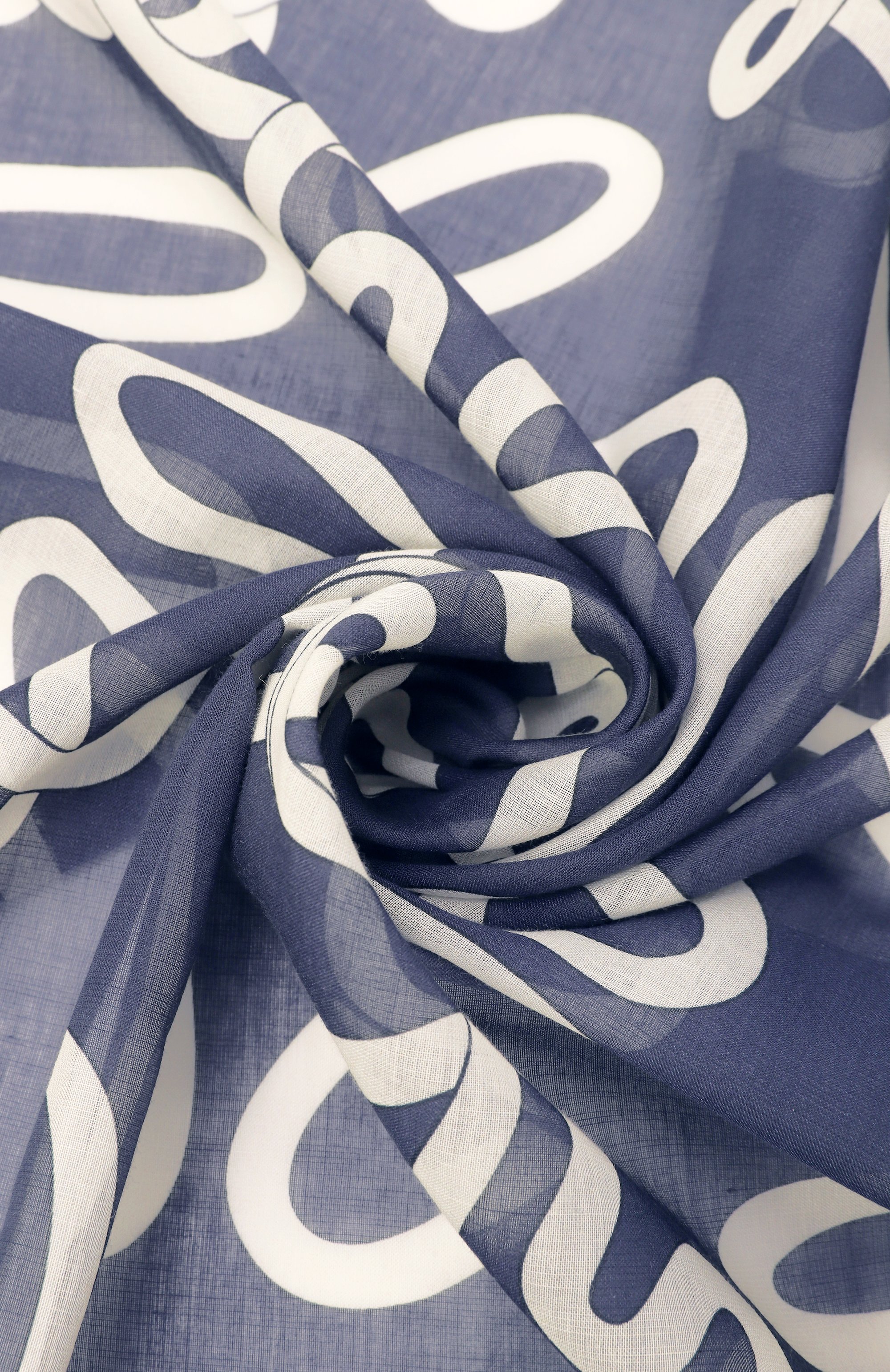 Платок из хлопка и шелка CHLOÉ синего цвета по цене 38400 руб., арт. CHC24WT051BND, фото 3 Платок из хлопка и шелка CHLOÉ, арт. CHC24WT051BND, фото 3