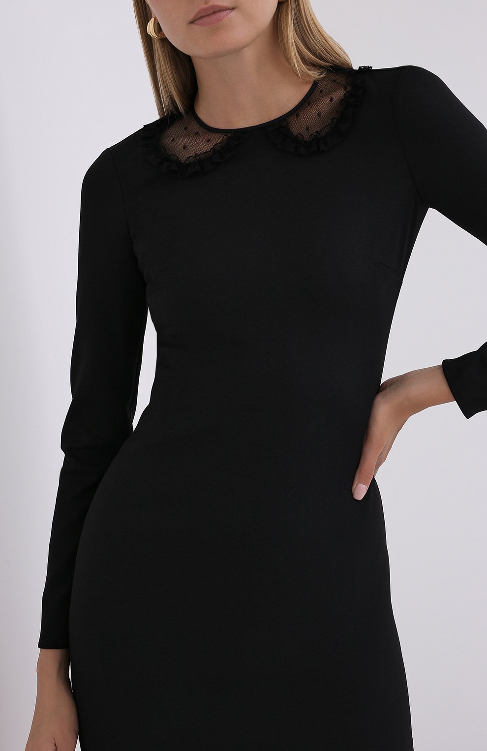 Платье REDVALENTINO черного цвета по цене 41450 руб., арт. UR3VAR15/2MG, фото 3 Платье REDVALENTINO, арт. UR3VAR15/2MG, фото 3
