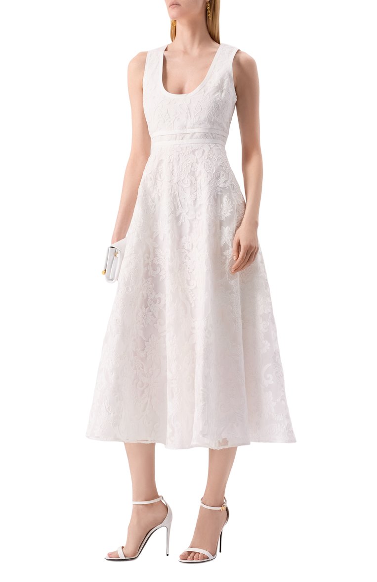 Женское платье GIAMBATTISTA VALLI белого цвета, арт. 25SSPVCA5020-02STA | Фото 2 (Длина Ж (юбки, платья, шорты): Миди; Стили: Кэжуэл; Женское Кросс-КТ: Платье-одежда; Рукава: Без рукавов; Случай: Повседневный; Материал внешний: Синтетический материал)