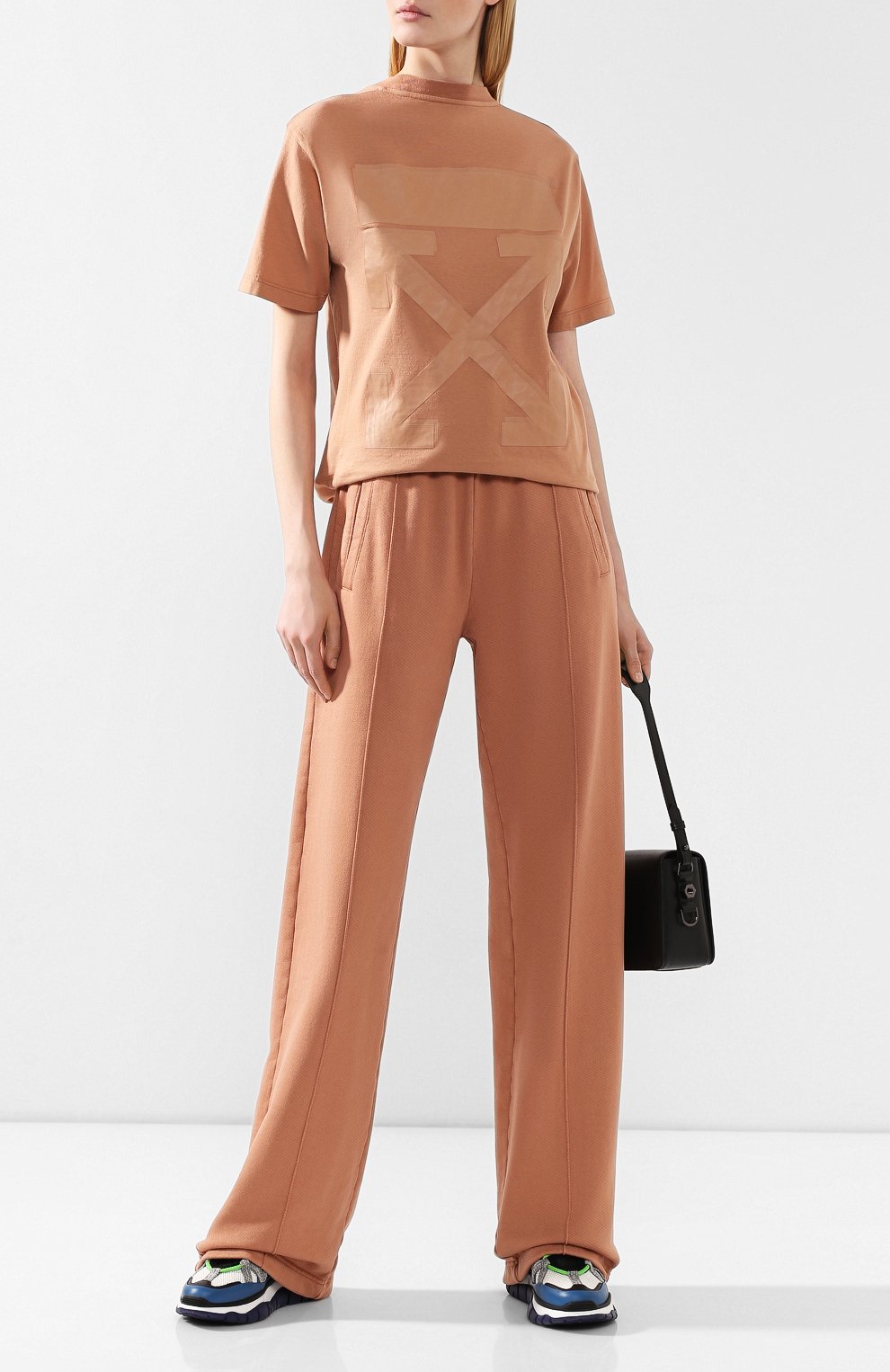 Хлопковые брюки OFF-WHITE розового цвета по цене 65450 руб., арт. 0WCH005E19F290970303, фото 2 Хлопковые брюки OFF-WHITE, арт. 0WCH005E19F290970303, фото 2