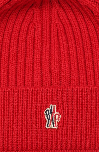 Шерстяная шапка MONCLER красного цвета по цене 21800 руб., арт. E2-097-00259-00-04761, фото 3 Шерстяная шапка MONCLER, арт. E2-097-00259-00-04761, фото 3