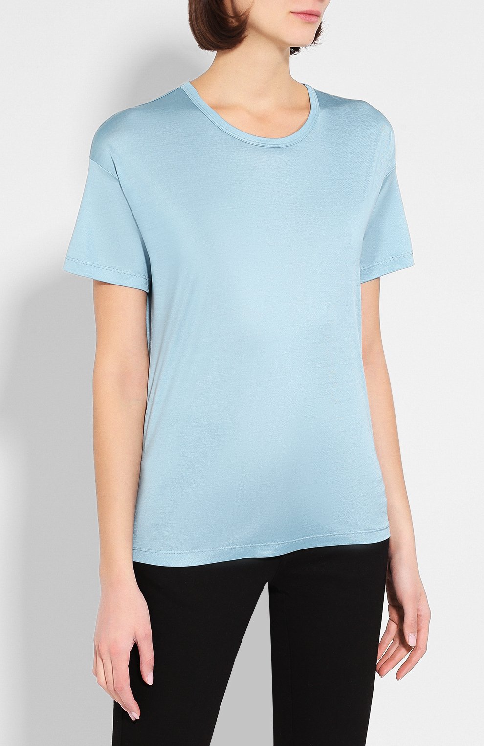 Шелковая футболка TOM FORD голубого цвета по цене 105500 руб., арт. TSJ383-FAX025, фото 3 Шелковая футболка TOM FORD, арт. TSJ383-FAX025, фото 3
