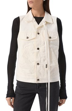 Женский джинсовый жилет ANN DEMEULEMEESTER белого цвета, арт. B0010181/FA559 | Фото 3 (Длина (верхняя одежда): Короткие; Материал подклада: Хлопок; Кросс-КТ: Деним; Материал внешний: Деним, Хлопок; Стили: Кэжуэл)