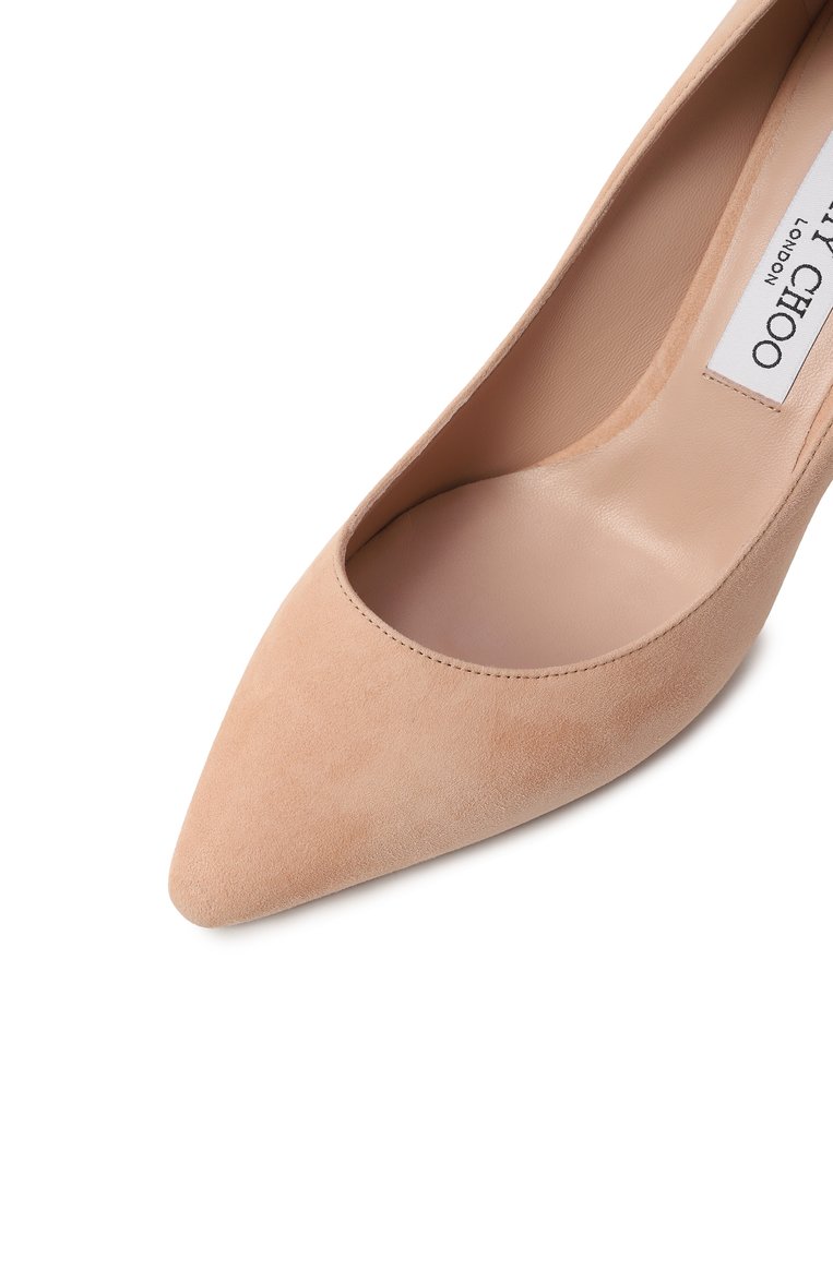 Женские замшевые туфли romy 85 JIMMY CHOO светло-бежевого цвета, арт. R0MY 85/KDU | Фото 7 (Материал внешний: Натуральная кожа, Замша; Подошва: Плоская; Материал вн�утренний: Натуральная кожа; Драгоценные камни: Проставлено; Материал сплава: Проставлено; Каблук высота: Высокий; Каблук тип: Шпилька)