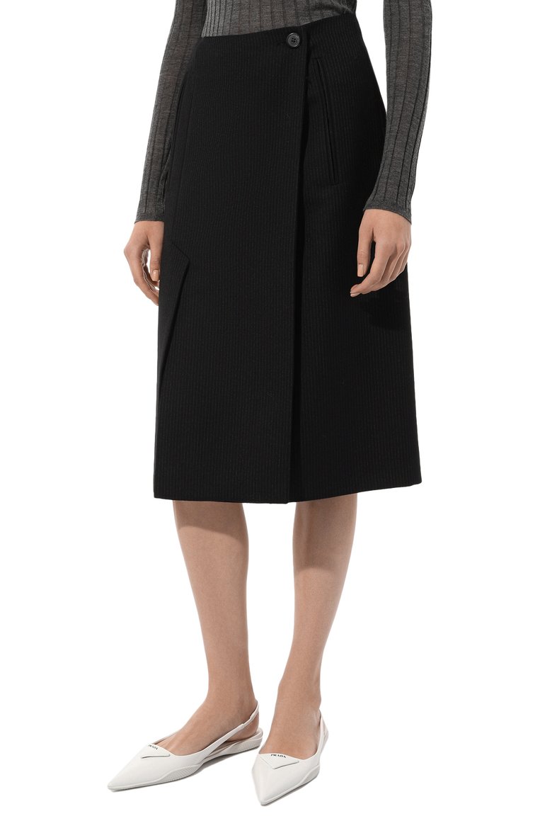 Женская шерстяная юбка PRADA черного цвета, арт. P122T-1ZMM-F0002-212 | Фото 3 (Длина Ж (юбки, платья, шорты): До колена; Стили: Кэжуэл; Материал сплава: Проставлено; Драгоценные камни: Проставлено; Материал внешний: Шерсть; Женское Кросс-КТ: Юбка-одежда)