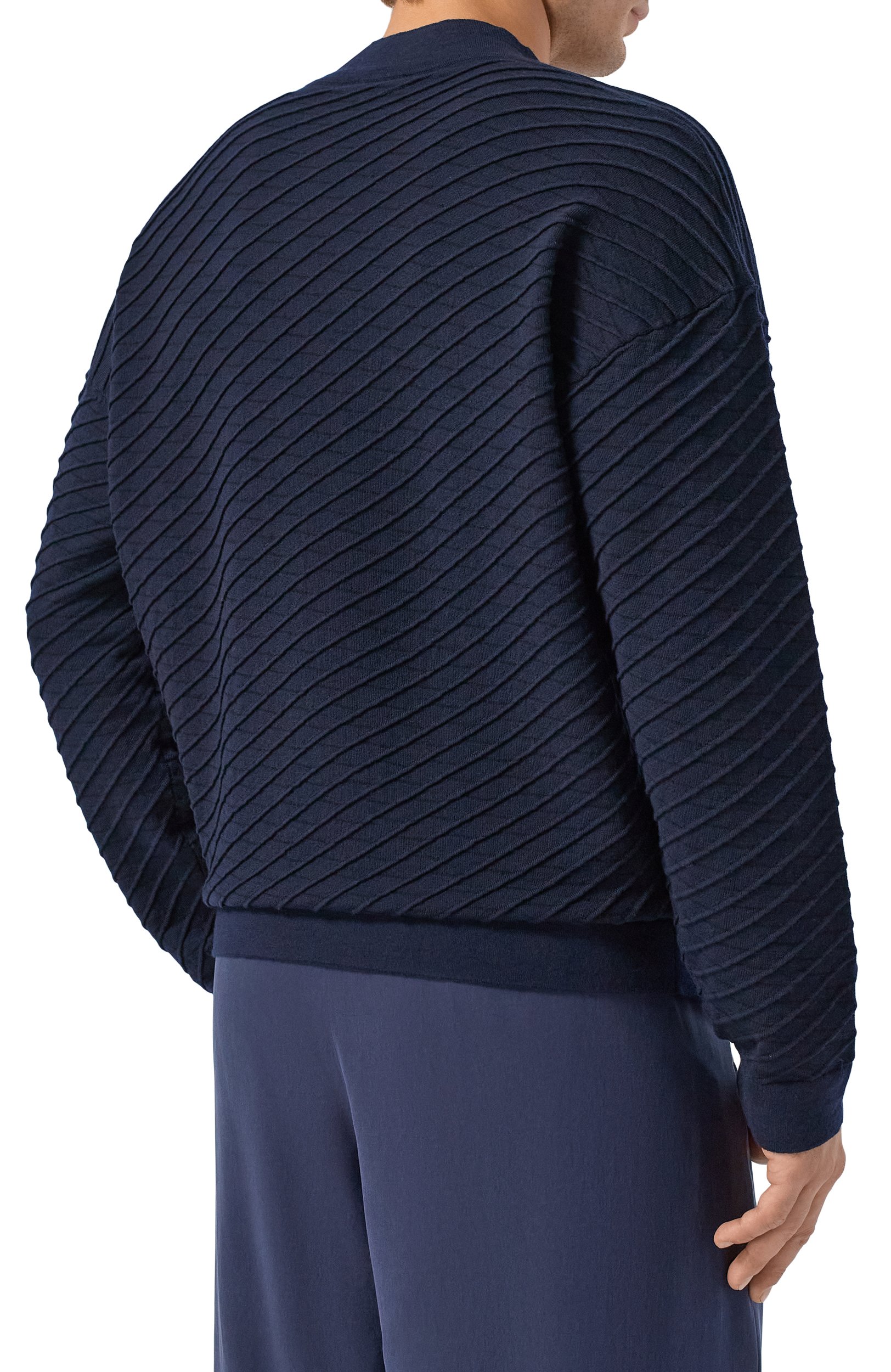 Шерстяной джемпер GIORGIO ARMANI темно-синего цвета по цене 151500 руб., арт. GM004536/AF28175, фото 4 Шерстяной джемпер GIORGIO ARMANI, арт. GM004536/AF28175, фото 4