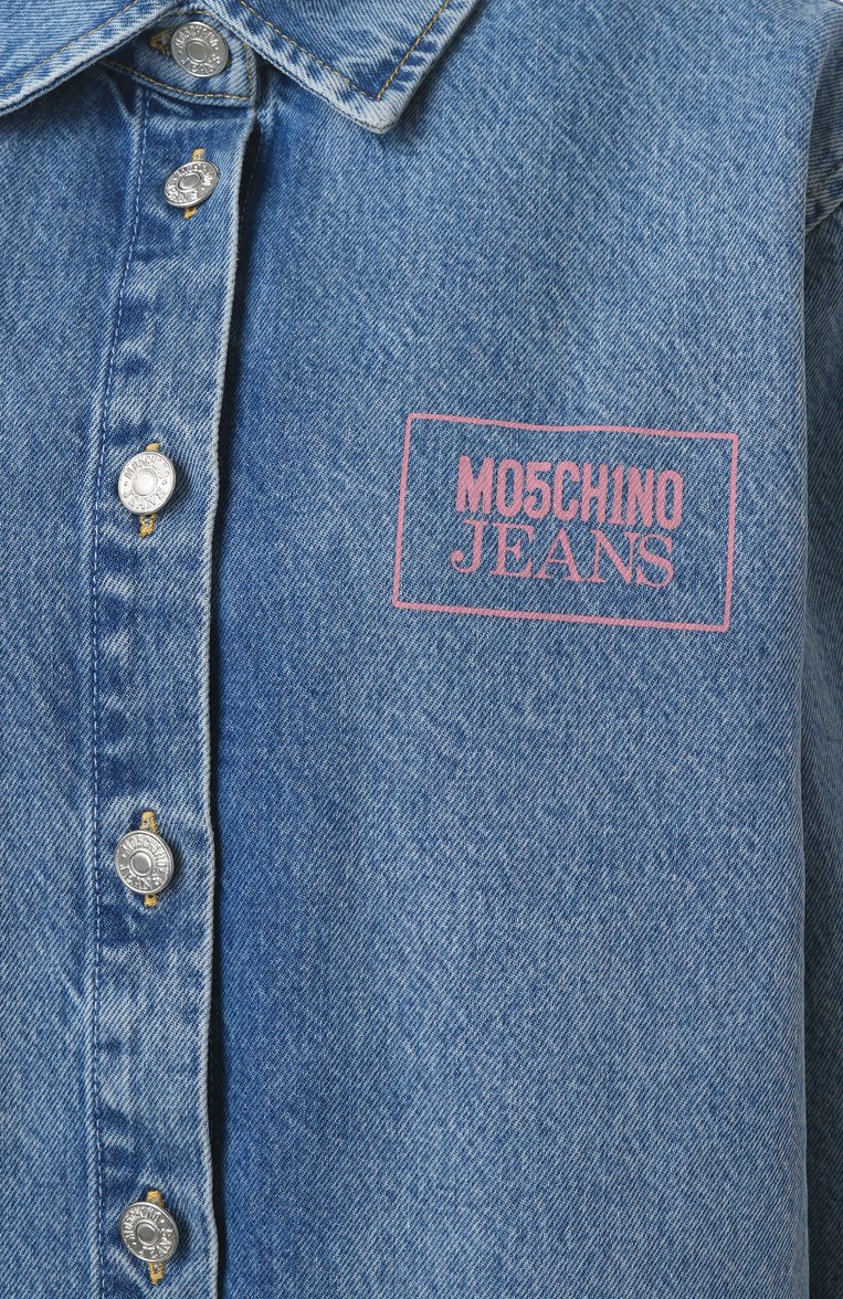 Женская джинсовая рубашка M05CH1NO JEANS голубого цвета, арт. J0216/3217 | Фото 6 (Рукава: Длинные; Длина (для топов): Удлиненные; Кросс-КТ: Деним; Стили: Кэжуэл; Материал внешний: Деним, Хлопок; Женское Кросс-КТ: Рубашка-одежда; Принт: Без принта)