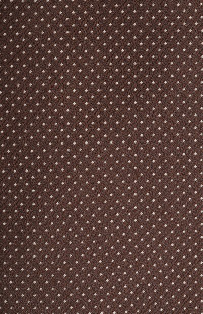 Шелковый галстук KITON коричневого цвета по цене 38750 руб., арт. UCRVKLC06L3708, фото 4 Шелковый галстук KITON, арт. UCRVKLC06L3708, фото 4