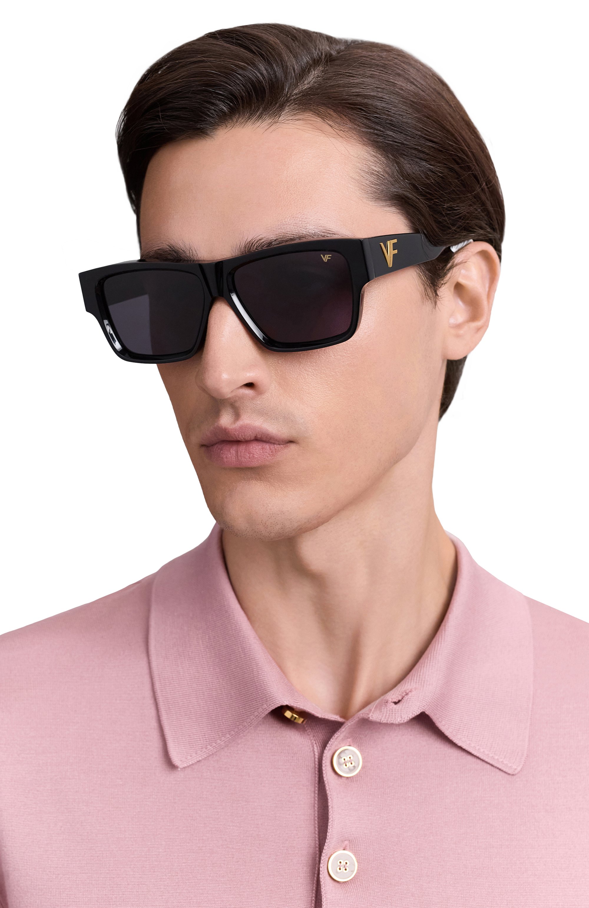 Солнцезащитные очки VINTAGE FRAMES черного цвета по цене 41600 руб., арт. HEIR BLACK, фото 2 Солнцезащитные очки VINTAGE FRAMES, арт. HEIR BLACK, фото 2