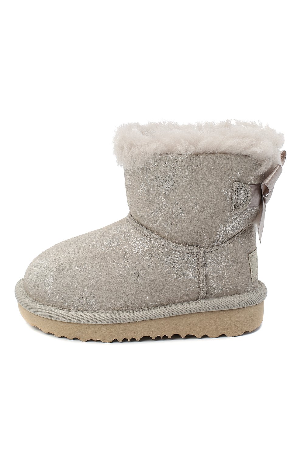 Угги mini bailey bow ii shimmer UGG серебряного цвета по цене 10600 руб., арт. 1116173T_GOA, фото 2 Угги mini bailey bow ii shimmer UGG, арт. 1116173T_GOA, фото 2