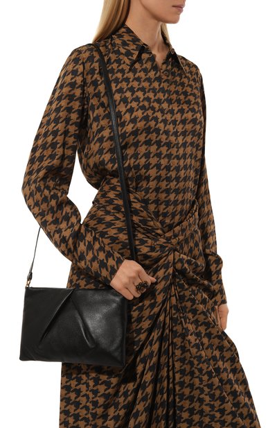 Сумка DRIES VAN NOTEN черного цвета по цене 59950 руб., арт. 242-012107-190, фото 2 Сумка DRIES VAN NOTEN, арт. 242-012107-190, фото 2