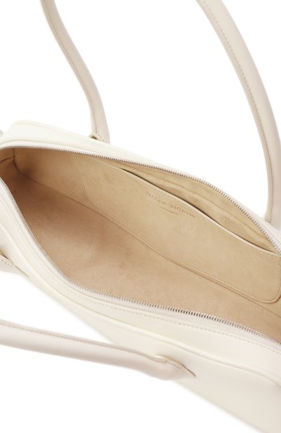 Сумка brigitte MAGDA BUTRYM кремового цвета по цене 273000 руб., арт. 704524, фото 5 Сумка brigitte MAGDA BUTRYM, арт. 704524, фото 5