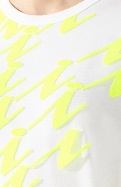 Хлопковая футболка ICEBERG белого цвета по цене 42550 руб., арт. 20E I2S0/F021/4157, фото 5 Хлопковая футболка ICEBERG, арт. 20E I2S0/F021/4157, фото 5