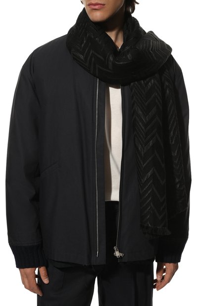 Шарф из шелка и шерсти GIORGIO ARMANI черного цвета по цене 52100 руб., арт. 745220/2F120, фото 2 Шарф из шелка и шерсти GIORGIO ARMANI, арт. 745220/2F120, фото 2