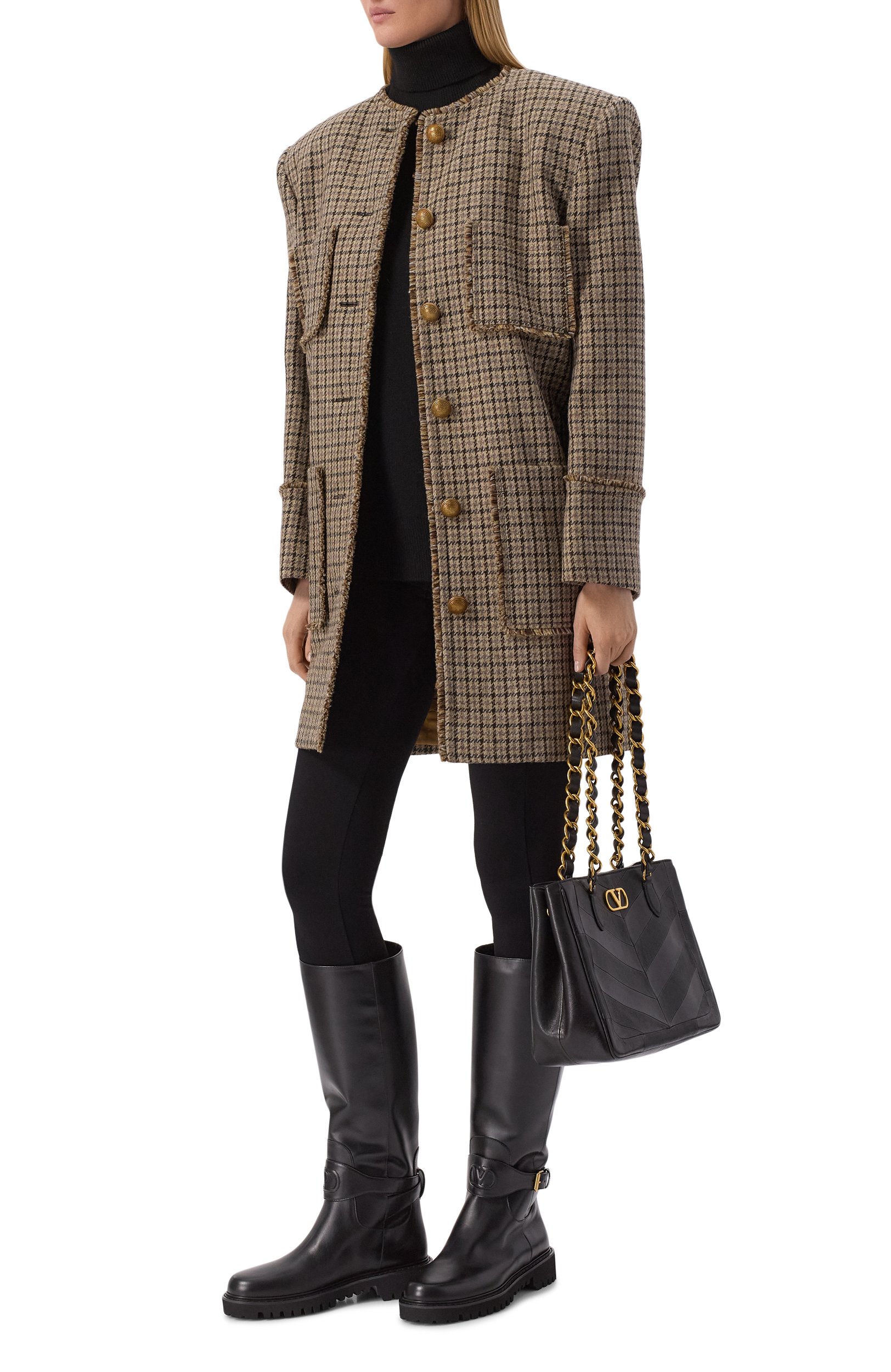Кожаные сапоги vlogo signature VALENTINO черного цвета по цене 225000 руб., арт. 9W2S0QA3/VQK, фото 3 Кожаные сапоги vlogo signature VALENTINO, арт. 9W2S0QA3/VQK, фото 3