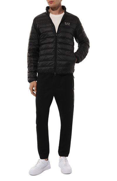 Пуховая куртка EA7 черного цвета по цене 20950 руб., арт. 8NPB23/PNGPZ/M, фото 2 Пуховая куртка EA7, арт. 8NPB23/PNGPZ/M, фото 2