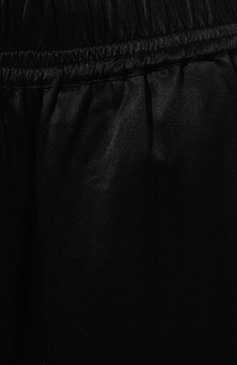 Женские шелковые брюки JACOB LEE черно�го цвета, арт. WSCP008SS24B | Фото 5 (Силуэт Ж (брюки и джинсы): Широкие; Материал внешний: Шелк; Длина (брюки, джинсы): Стандартные; Женское Кросс-КТ: Брюки-одежда; Материал сплава: Проставлено; Драгоценные камни: Проставлено; Стили: Кэжуэл)