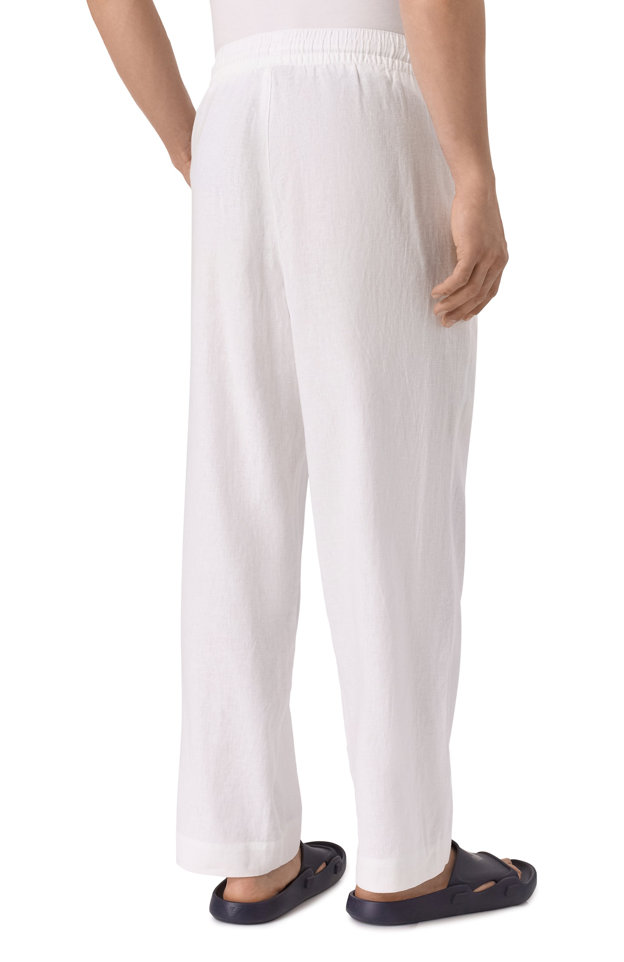 Брюки изо льна и вискозы EMPORIO ARMANI белого цвета по цене 19050 руб., арт. EM000586/AF12356, фото 4 Брюки изо льна и вискозы EMPORIO ARMANI, арт. EM000586/AF12356, фото 4