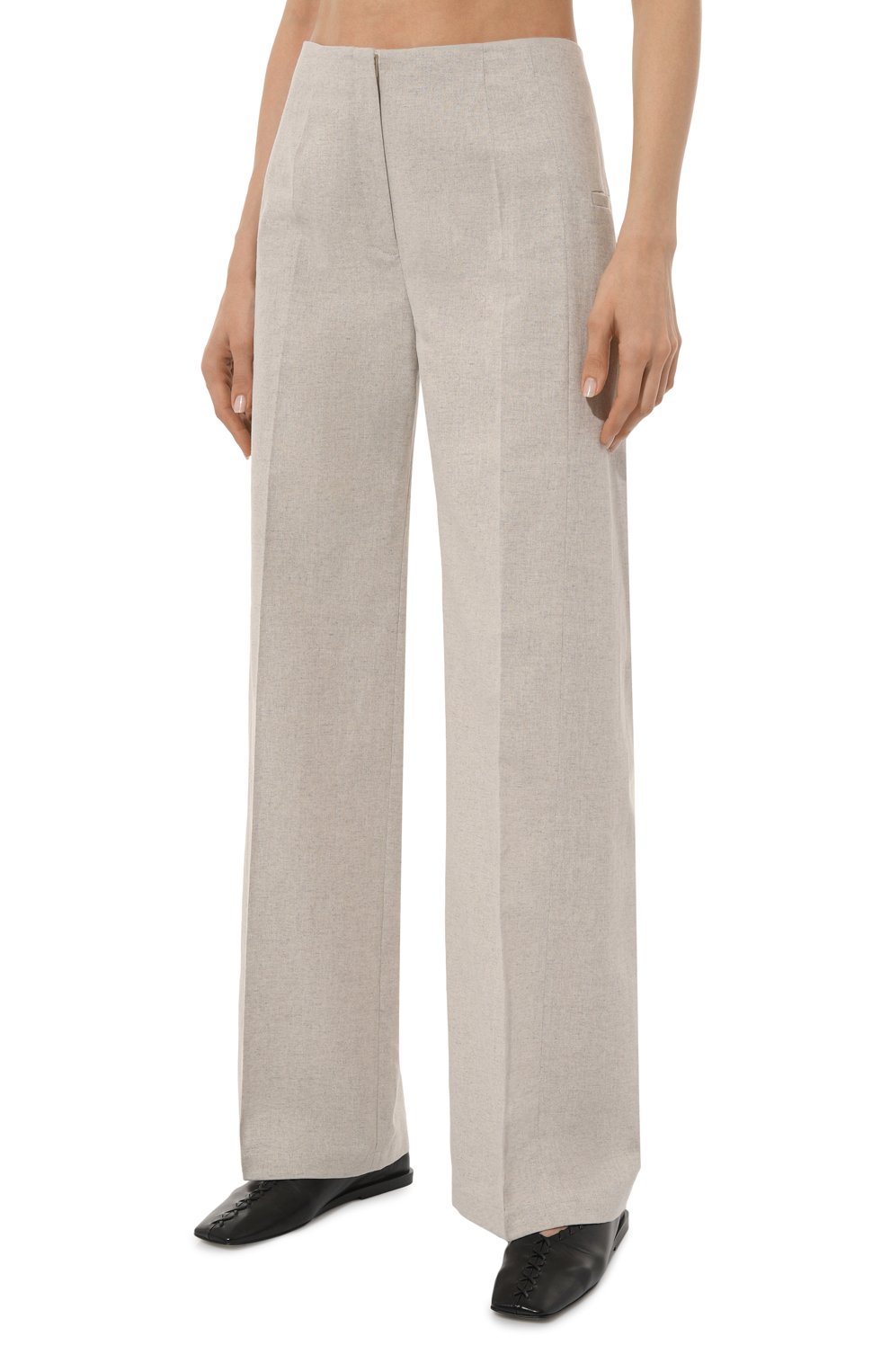 Льняные брюки RUBAN молочного цвета по цене 38700 руб., арт. RSS23-7.3.45.10, фото 3 Льняные брюки RUBAN, арт. RSS23-7.3.45.10, фото 3