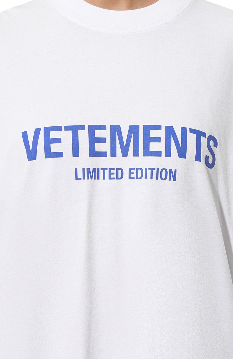 Мужского хлопковая футболка VETEMENTS белого цвета, арт. UE64TR800W | Фото 8 (Региональные ограничения белый список (Axapta Mercury): Не проставлено; Стили: Гранж; Принт: С принтом; Нос: Не проставлено; Материал внешний: Хлопок; Женское Кросс-КТ: Футболка-одежда; Рукава: 3/4)