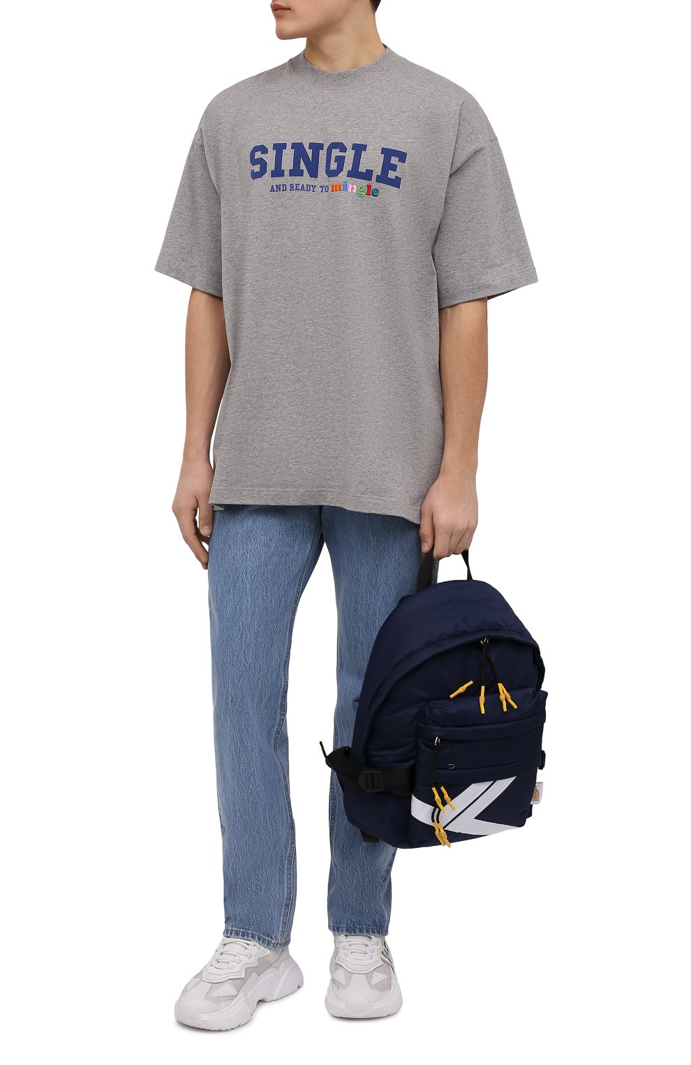 Хлопковая футболка VETEMENTS серого цвета по цене 35250 руб., арт. UE52TR190G 1611/M, фото 5 Хлопковая футболка VETEMENTS, арт. UE52TR190G 1611/M, фото 5