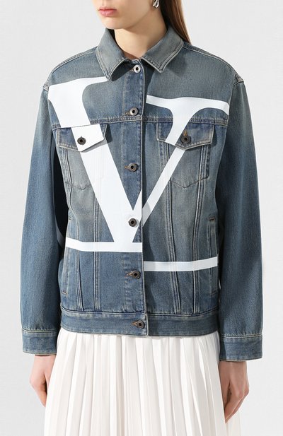 Джинсовая куртка VALENTINO синего цвета по цене 225000 руб., арт. TB3DC01G4BD, фото 3 Джинсовая куртка VALENTINO, арт. TB3DC01G4BD, фото 3