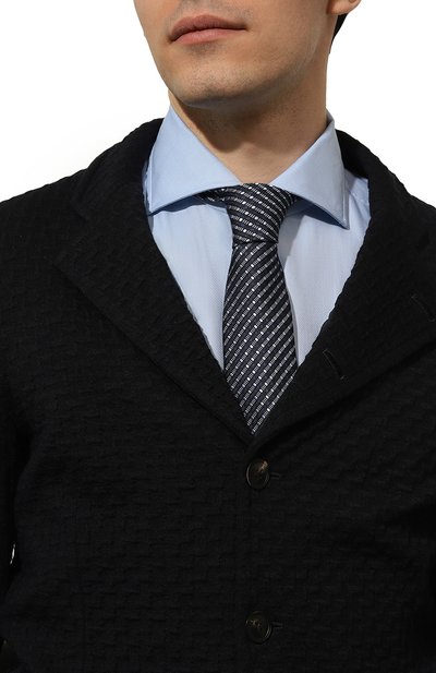 Шелковый галстук GIORGIO ARMANI темно-синего цвета по цене 19950 руб., арт. 360054/4R937, фото 2 Шелковый галстук GIORGIO ARMANI, арт. 360054/4R937, фото 2